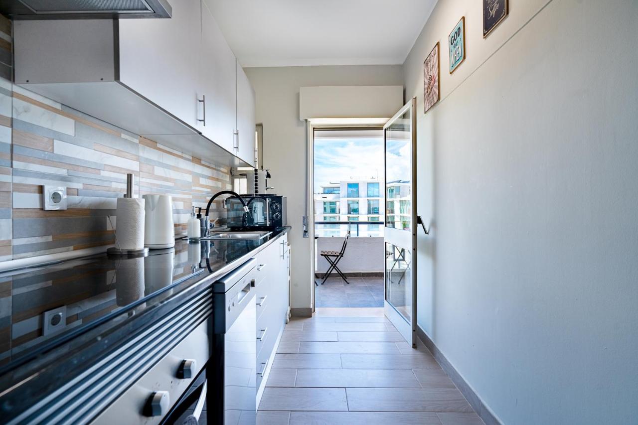 Beachfront Apartment In Armacao Armação de Pêra Dış mekan fotoğraf