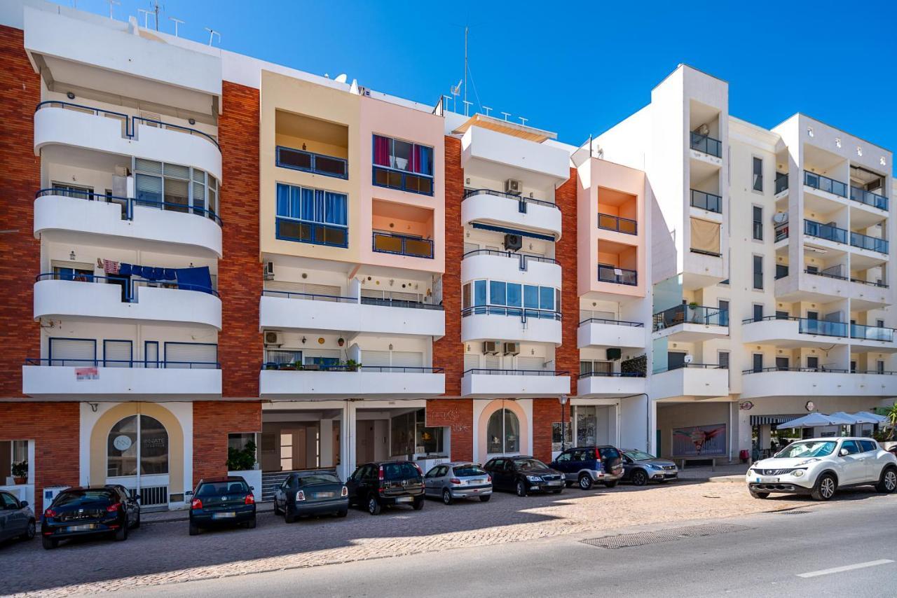 Beachfront Apartment In Armacao Armação de Pêra Dış mekan fotoğraf